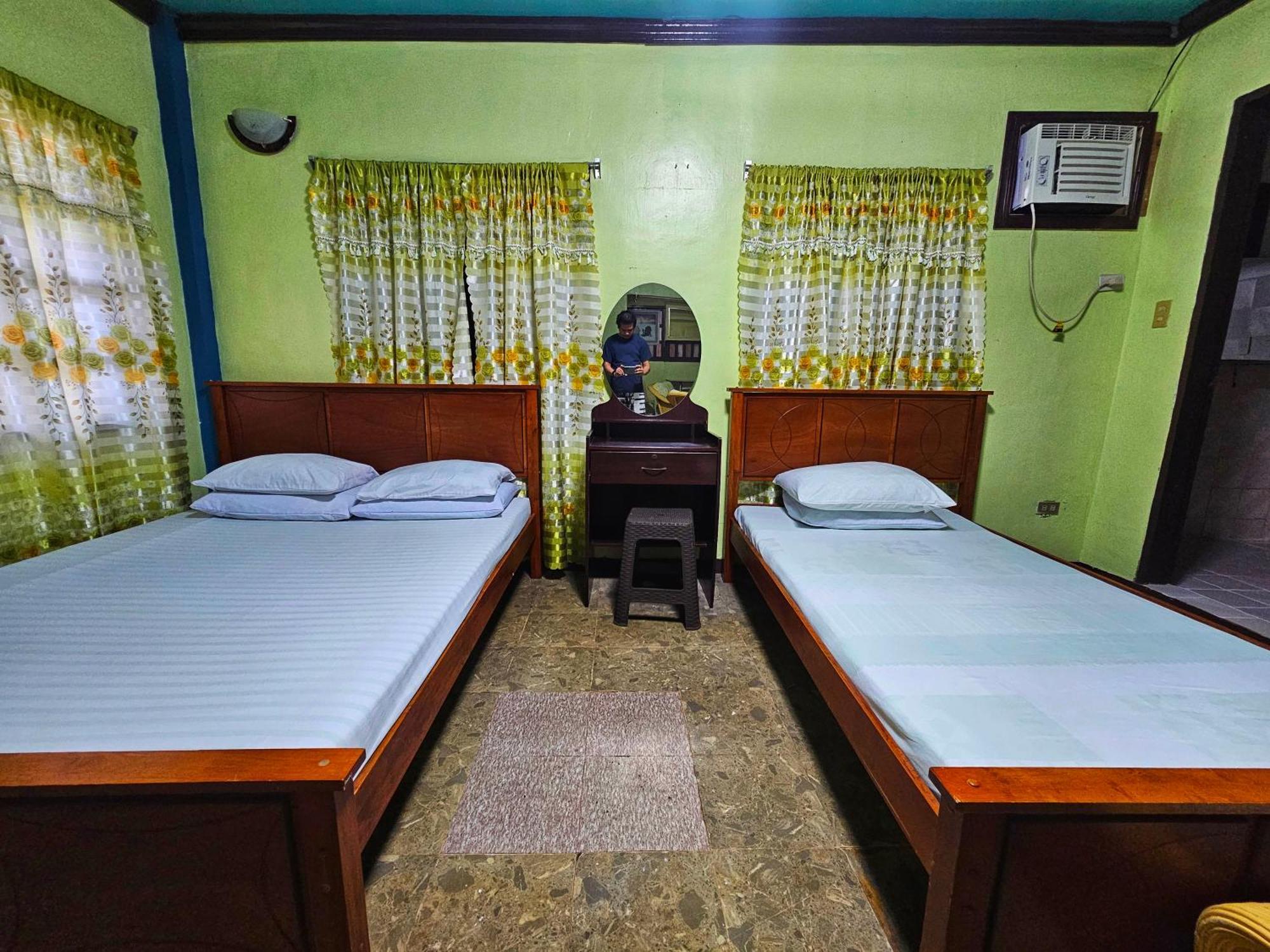 Bohol Sea Breeze Cottages And Resort Tawala  Esterno foto
