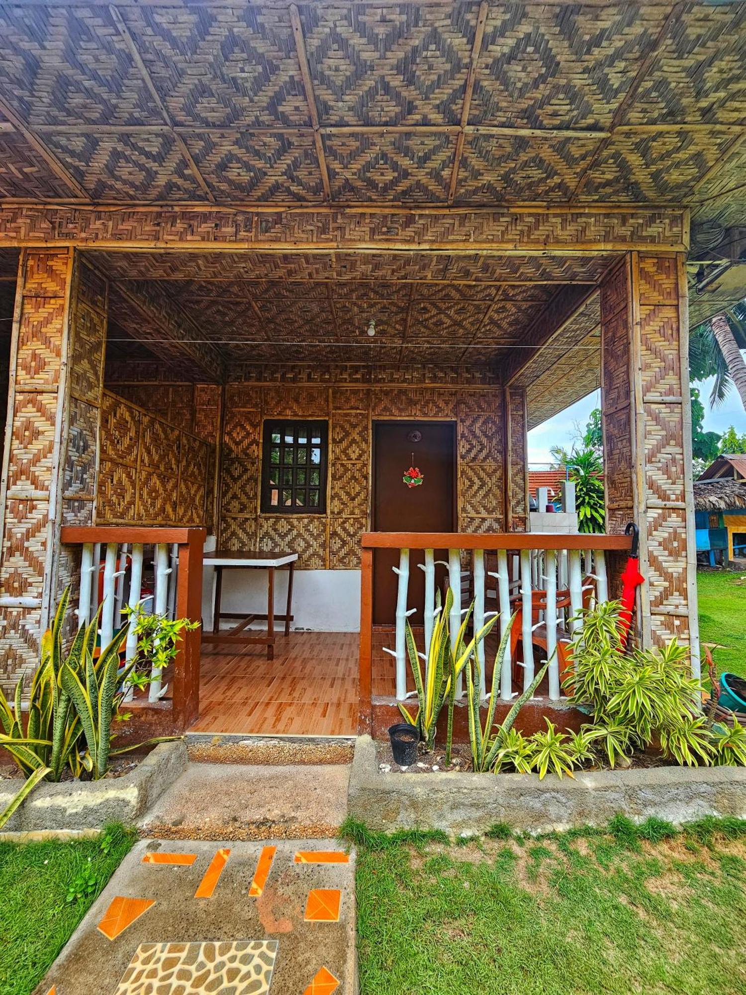 Bohol Sea Breeze Cottages And Resort Tawala  Esterno foto