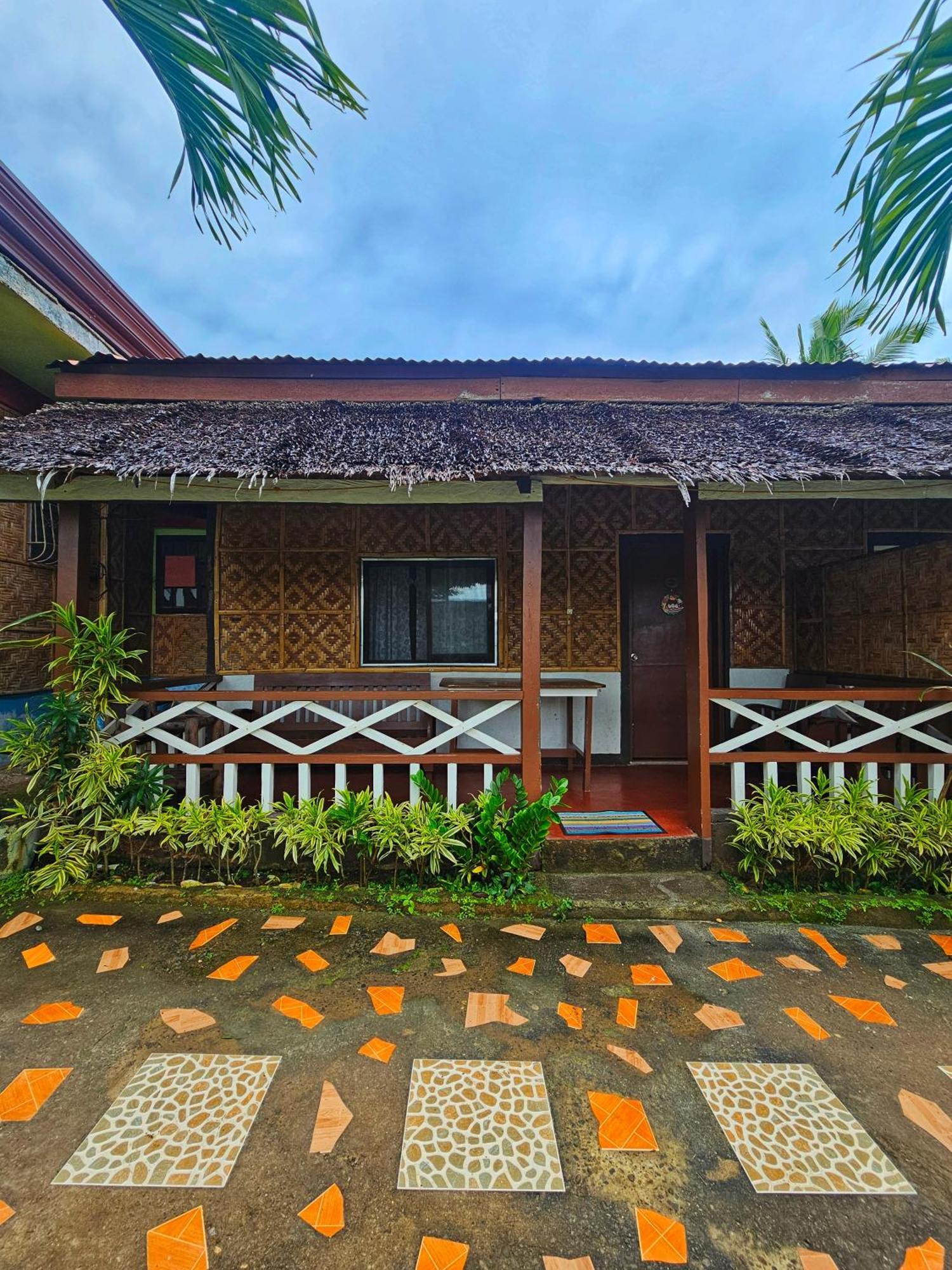 Bohol Sea Breeze Cottages And Resort Tawala  Esterno foto